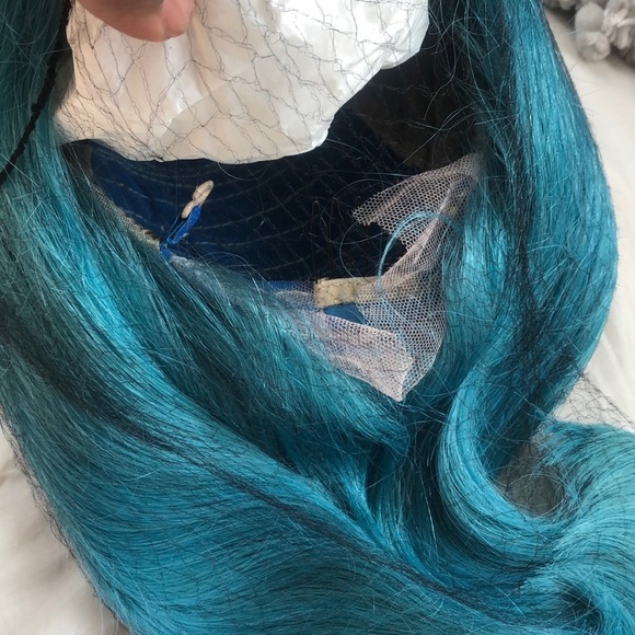 -SHORT BBY BLUE BOB HUMAN HAIR STRAIGHT LACEFRONT